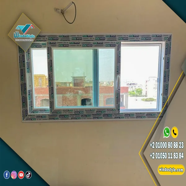 شباك PVC جرار 2 ضلفة زجاج مع ضلفة سلك بقطاعات KOMPEN التركية وضمان 20 سنة، وإكسسوارات VORNE التركية بضمان 10 أعوام، تهوية ممتازة وجودة عالية